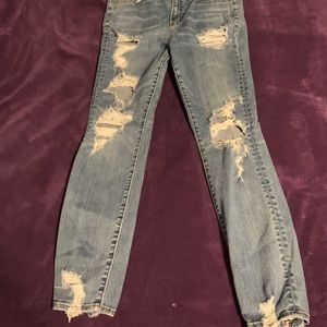 Light Denim American Eagle Jeggings. Size 14 regular length.